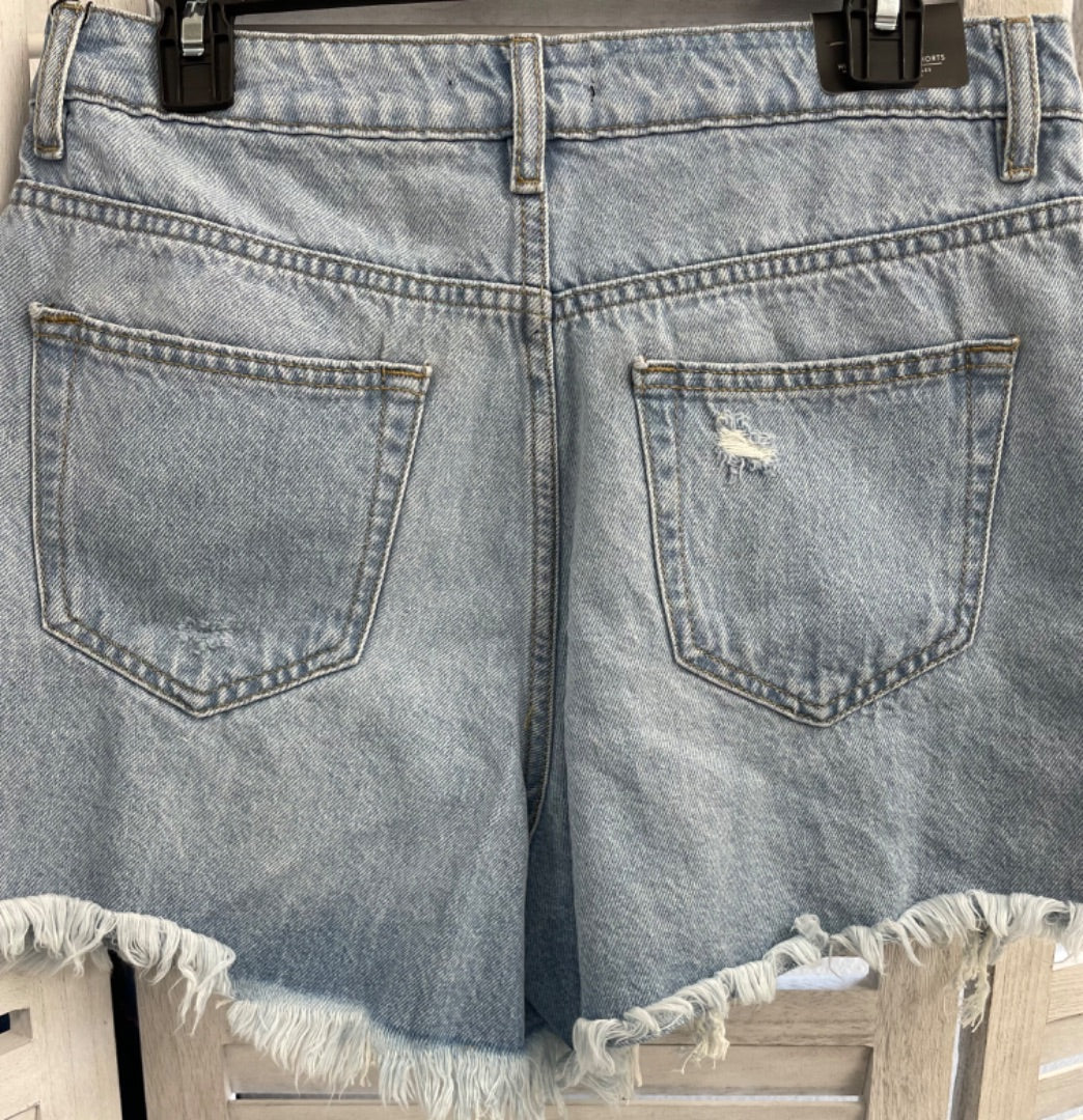 L-NEW, American Bazi Shorts