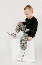 Smiley Daze Camo Joggers,Camo,4t