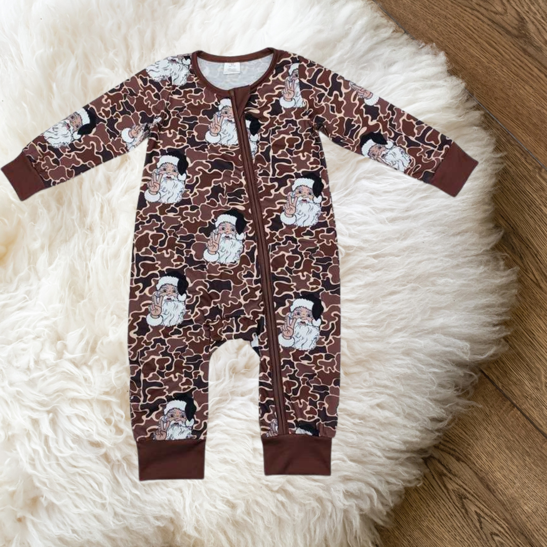 **Pre Order** Camo Santa Zippy