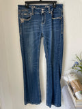 13, L.A. idol Jeans