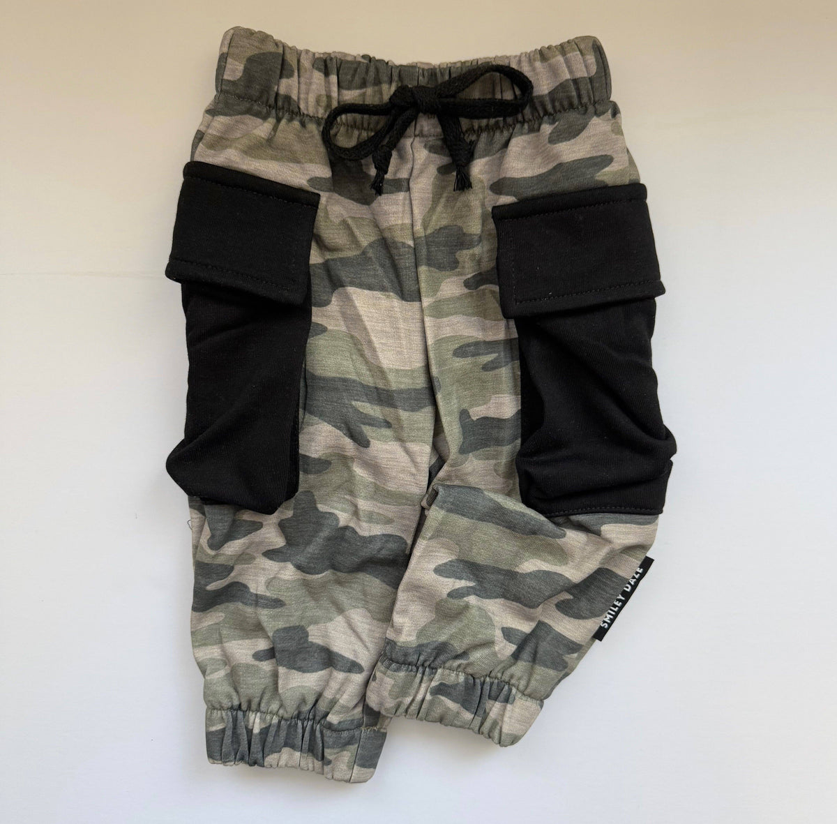 Smiley Daze Camo Joggers,Camo,4t