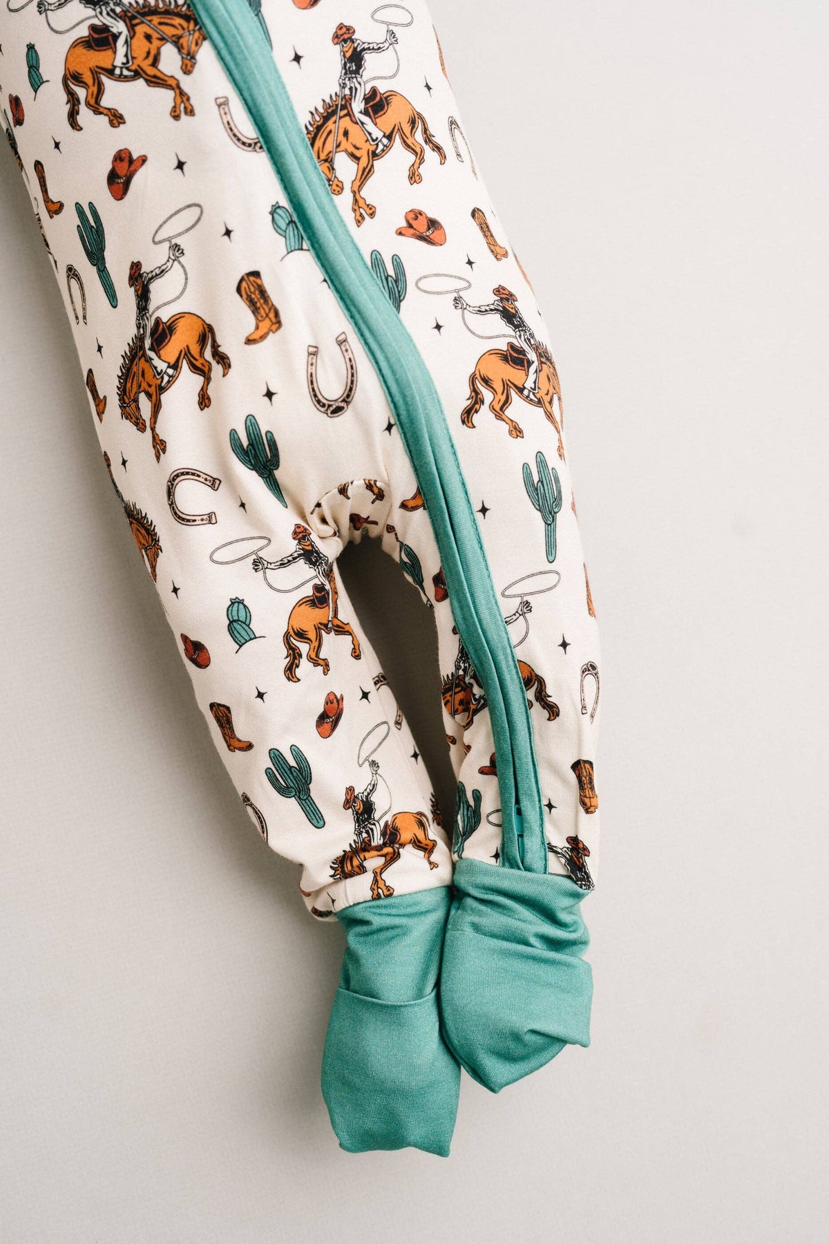 3/6m , LOS Rodeo Rider bamboo zippy