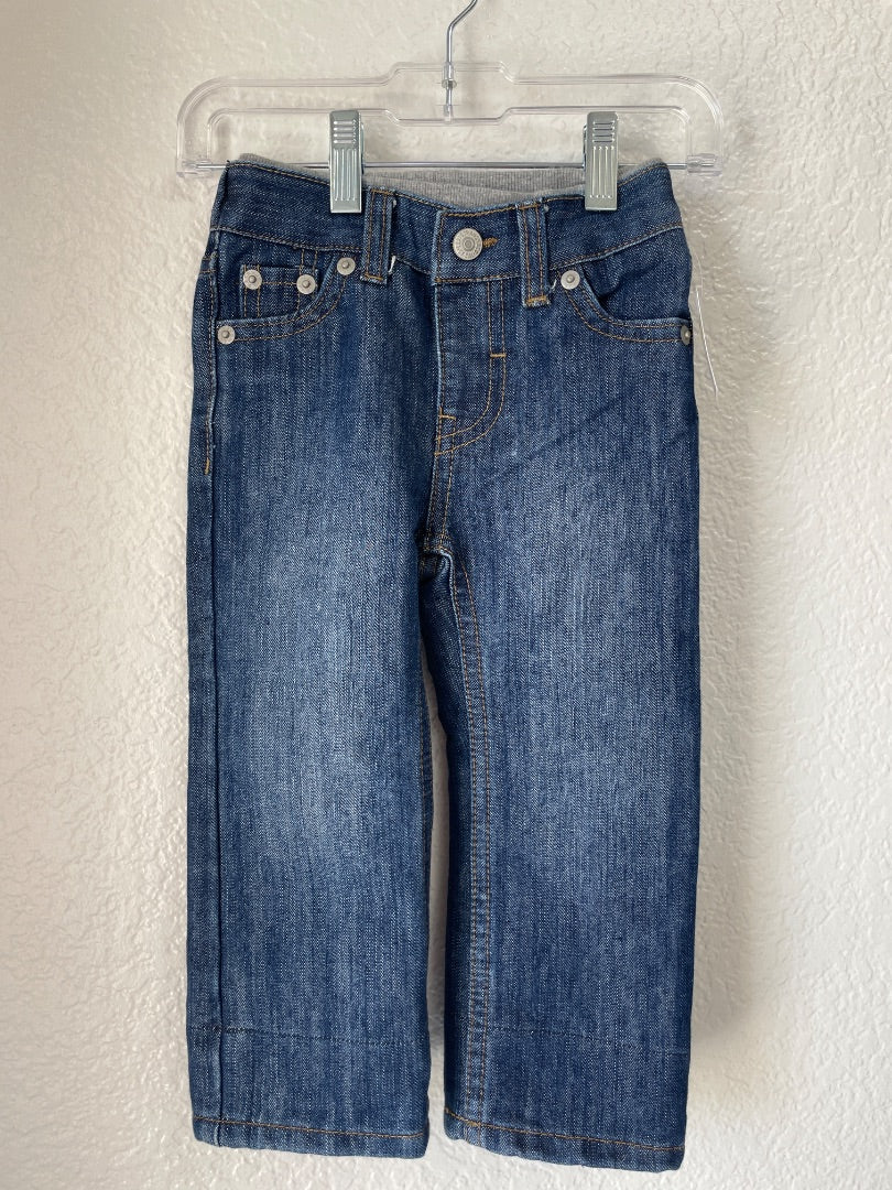 18m, Levis Jeans